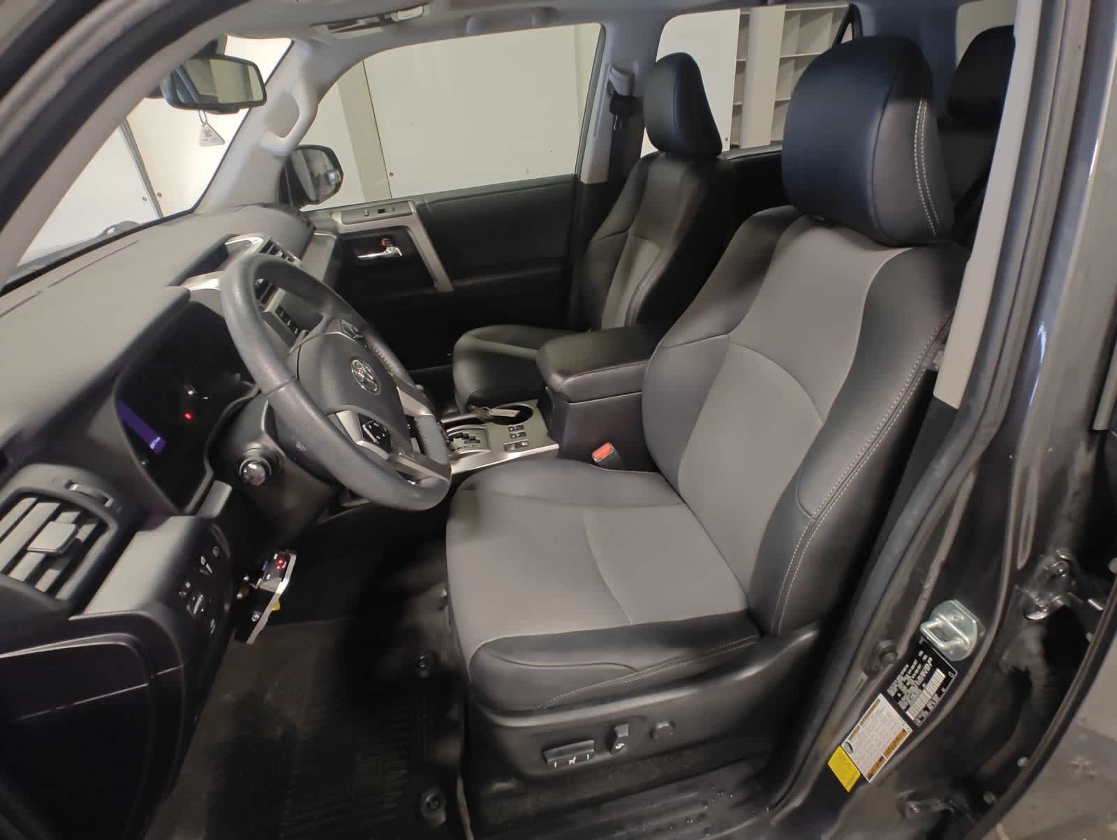 Thumbnail: 2021 Toyota 4Runner - 17