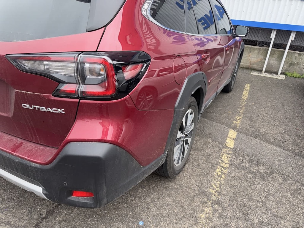 Used 2023 Subaru Outback Limited SUV