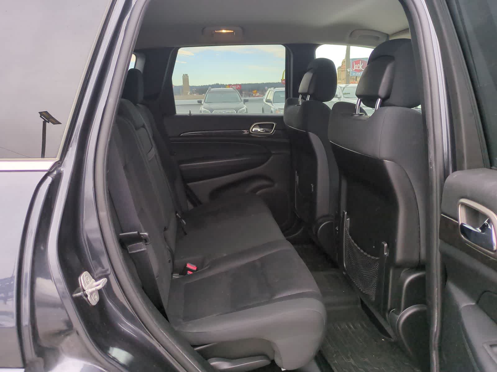 Thumbnail: 2012 Jeep Grand Cherokee - 20