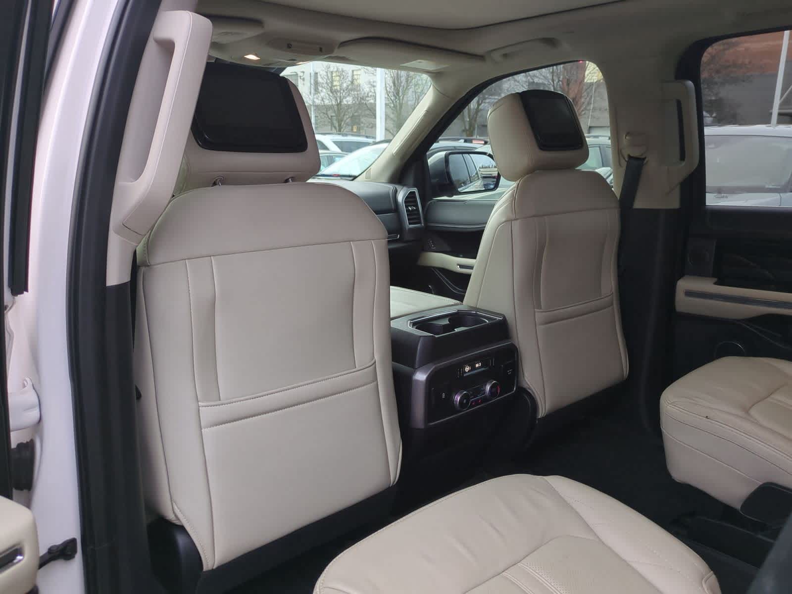 Thumbnail: 2019 Ford Expedition - 19