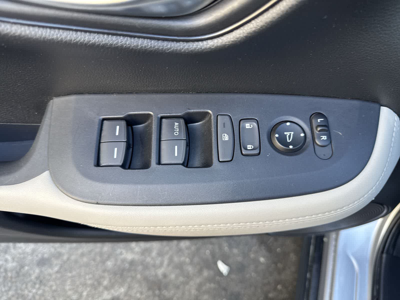 Thumbnail: 2023 Honda HR-V - 15