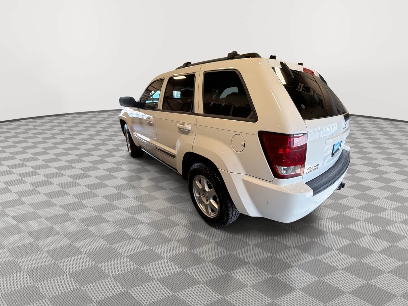 Thumbnail: 2010 Jeep Grand Cherokee - 6