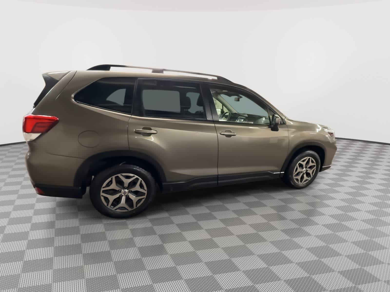 Thumbnail: 2020 Subaru Forester - 8