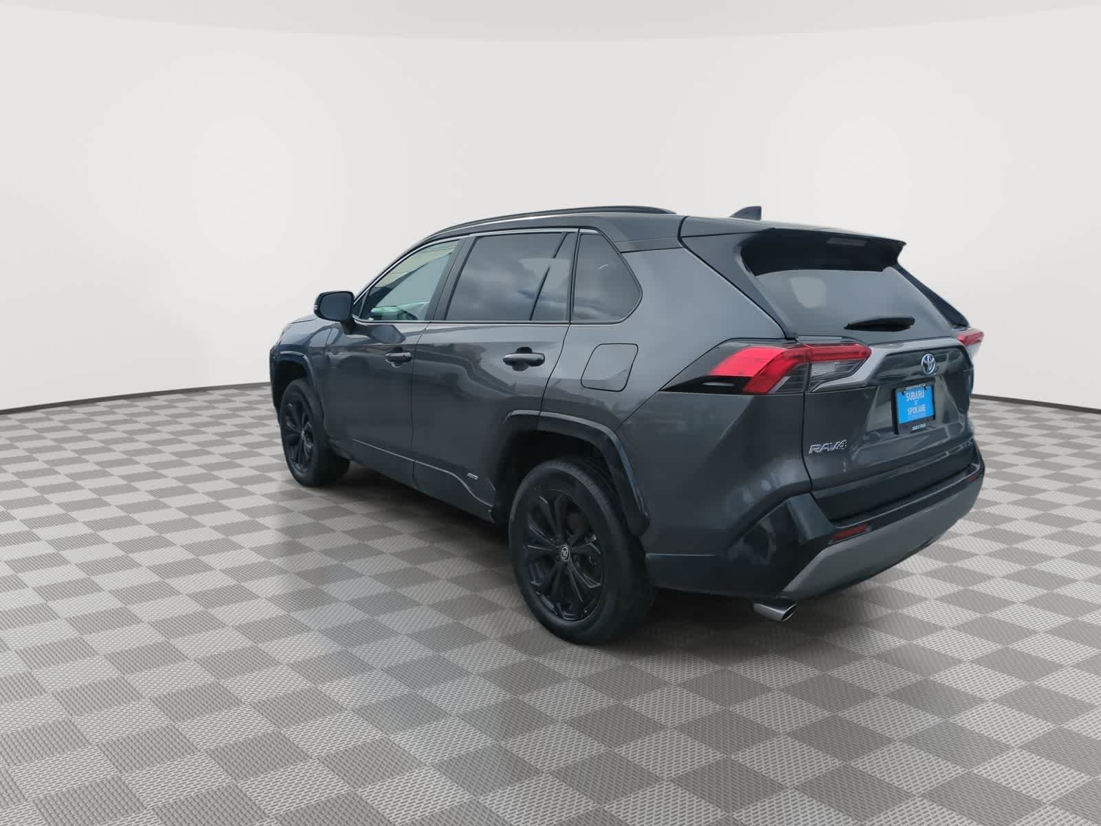 Thumbnail: 2024 Toyota RAV4 - 6