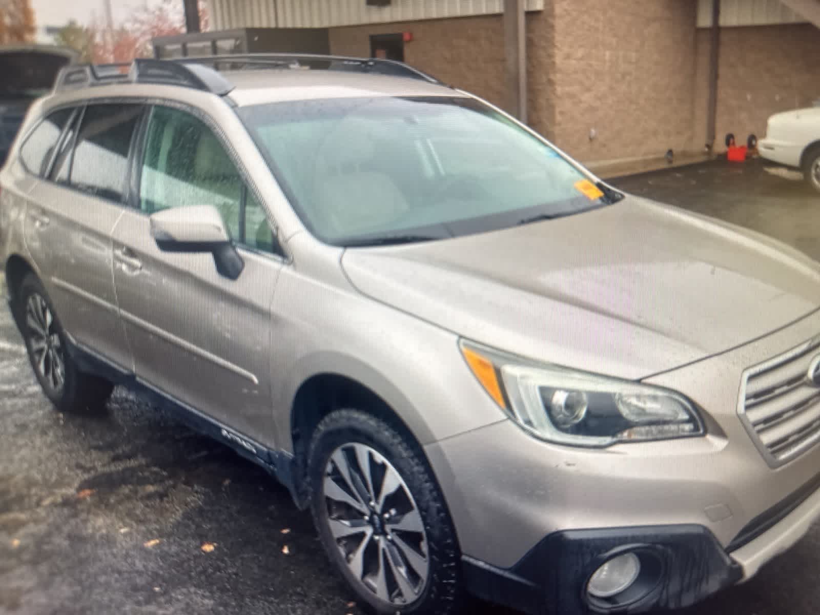 Thumbnail: 2016 Subaru Outback - 11