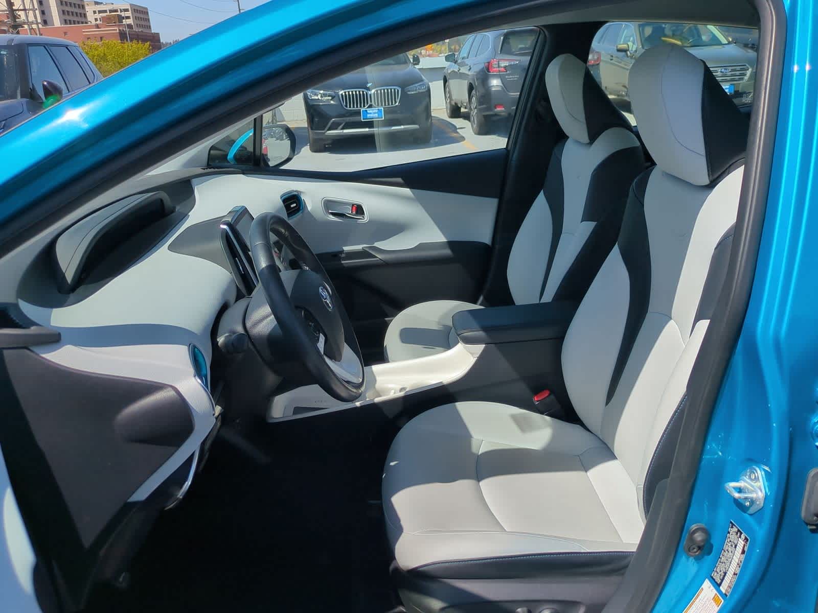 Thumbnail: 2017 Toyota Prius Prime - 17