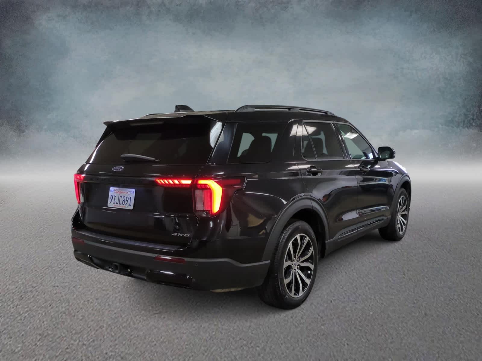 Thumbnail: 2025 Ford Explorer - 8