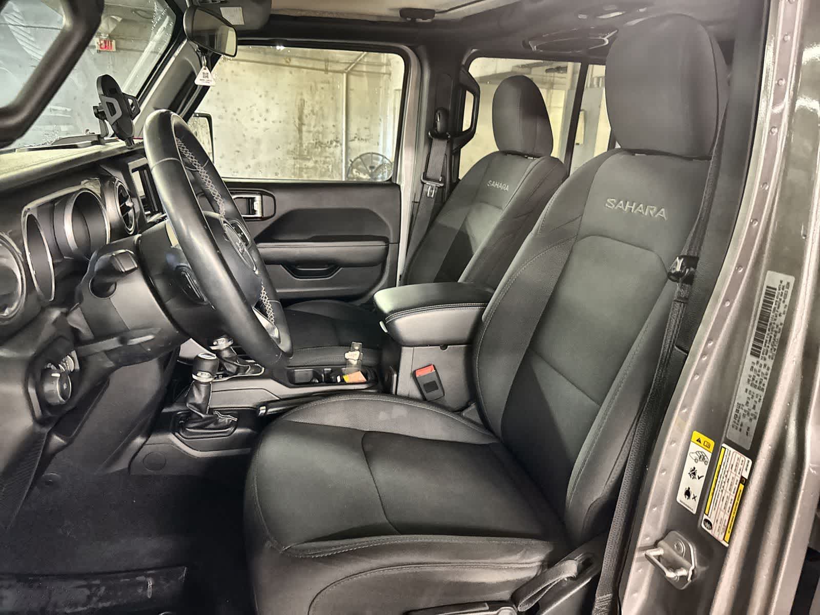 Thumbnail: 2018 Jeep Wrangler - 16