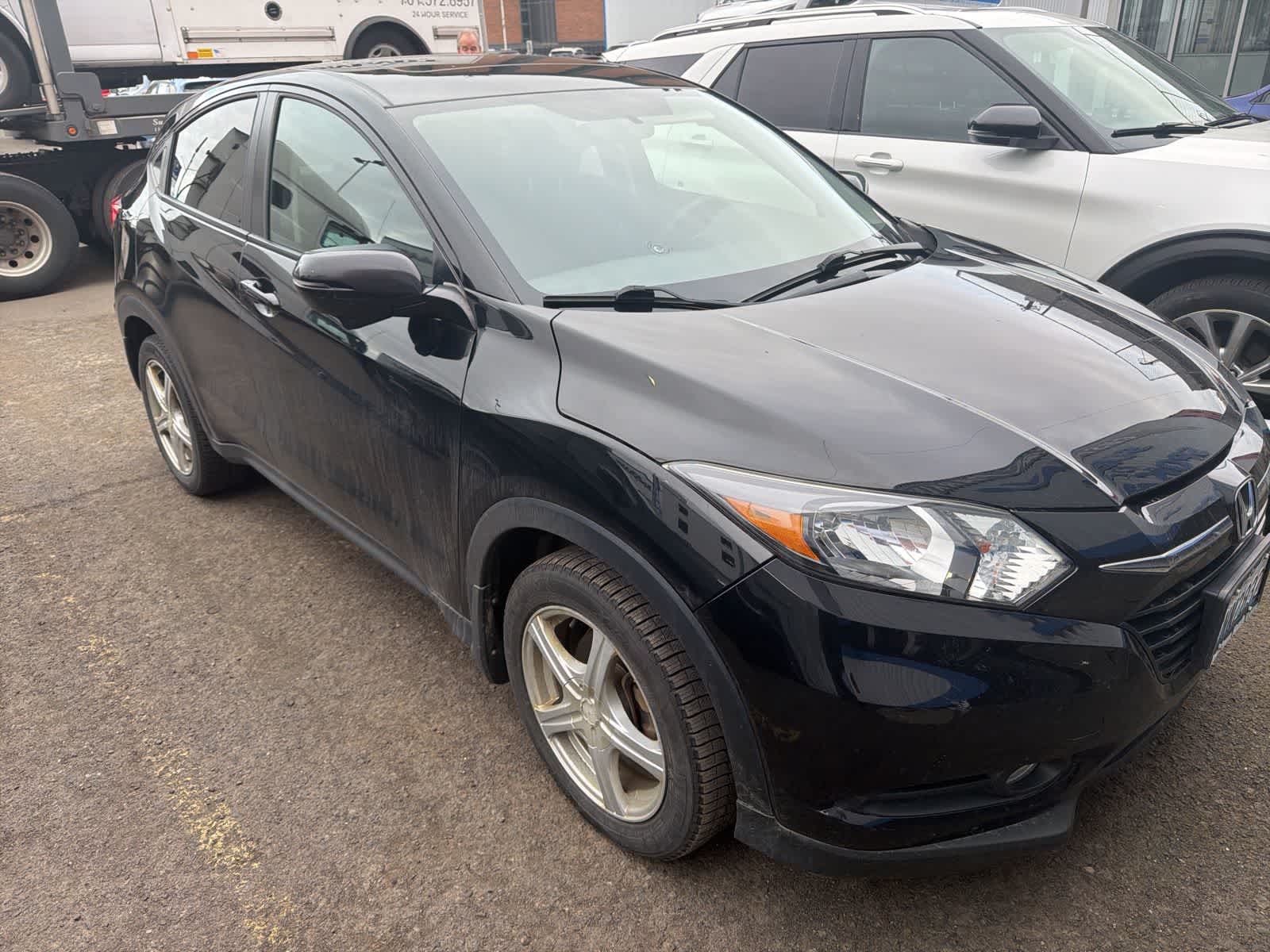 Thumbnail: 2018 Honda HR-V - 2