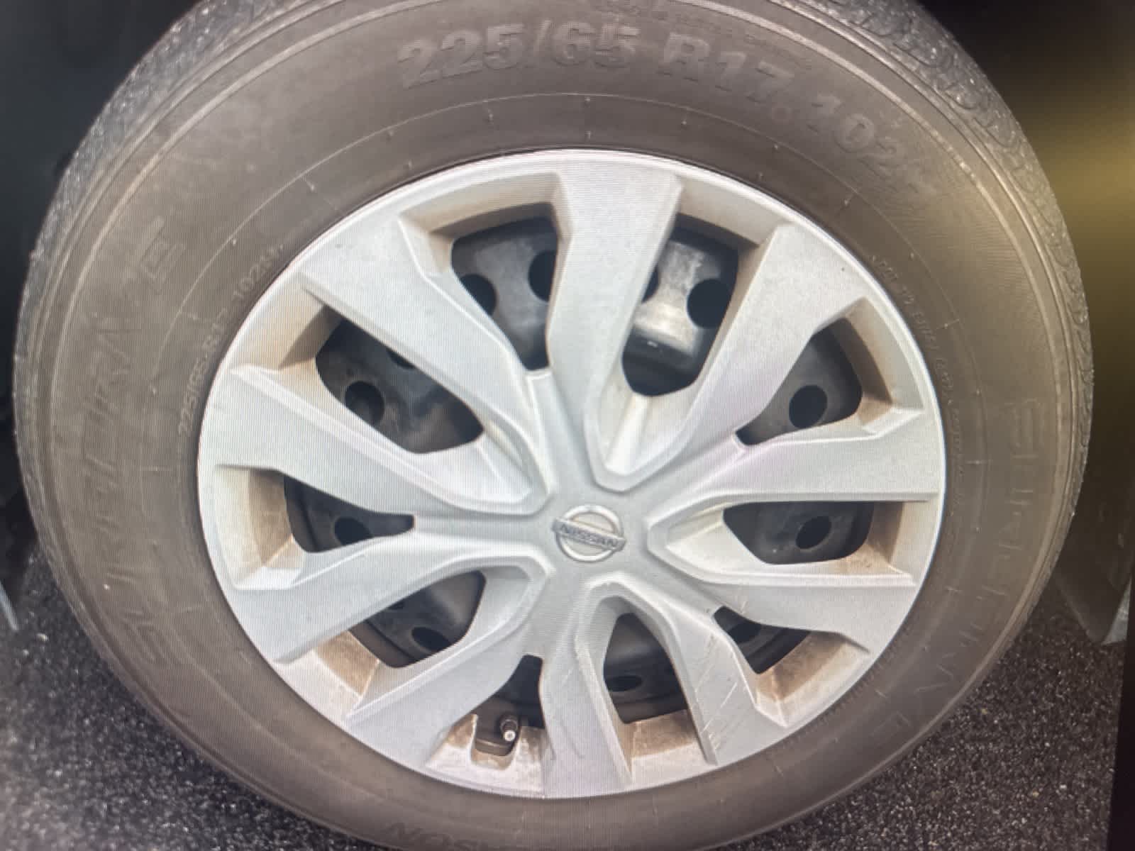 Thumbnail: 2016 Nissan Rogue - 8