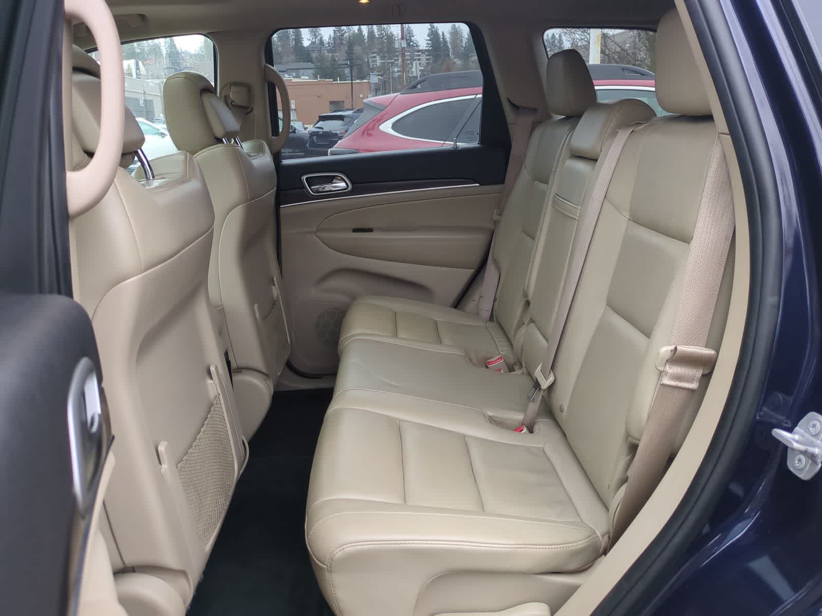 Thumbnail: 2018 Jeep Grand Cherokee - 21