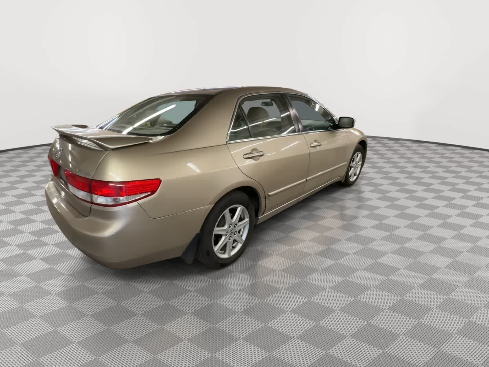 Thumbnail: 2003 Honda Accord - 8