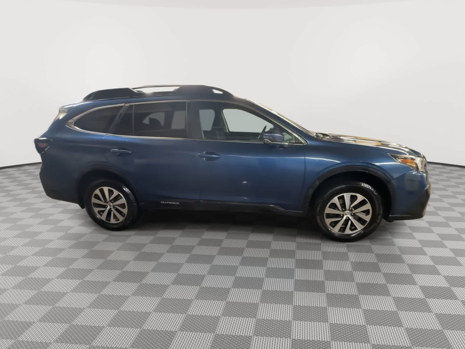 Thumbnail: 2021 Subaru Outback - 9