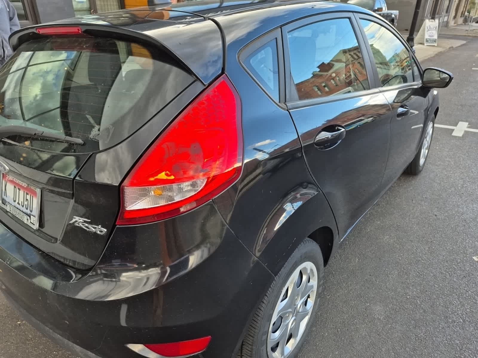 Thumbnail: 2012 Ford Fiesta - 4
