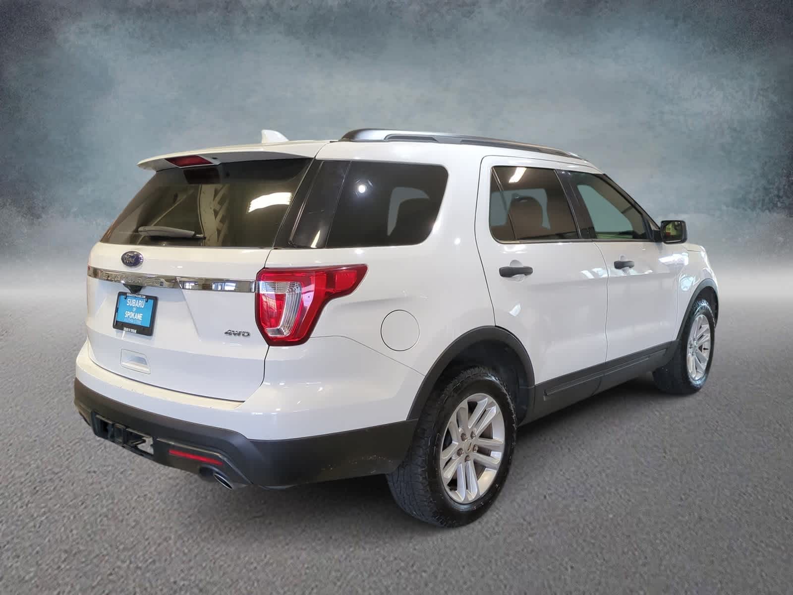 Thumbnail: 2017 Ford Explorer - 8