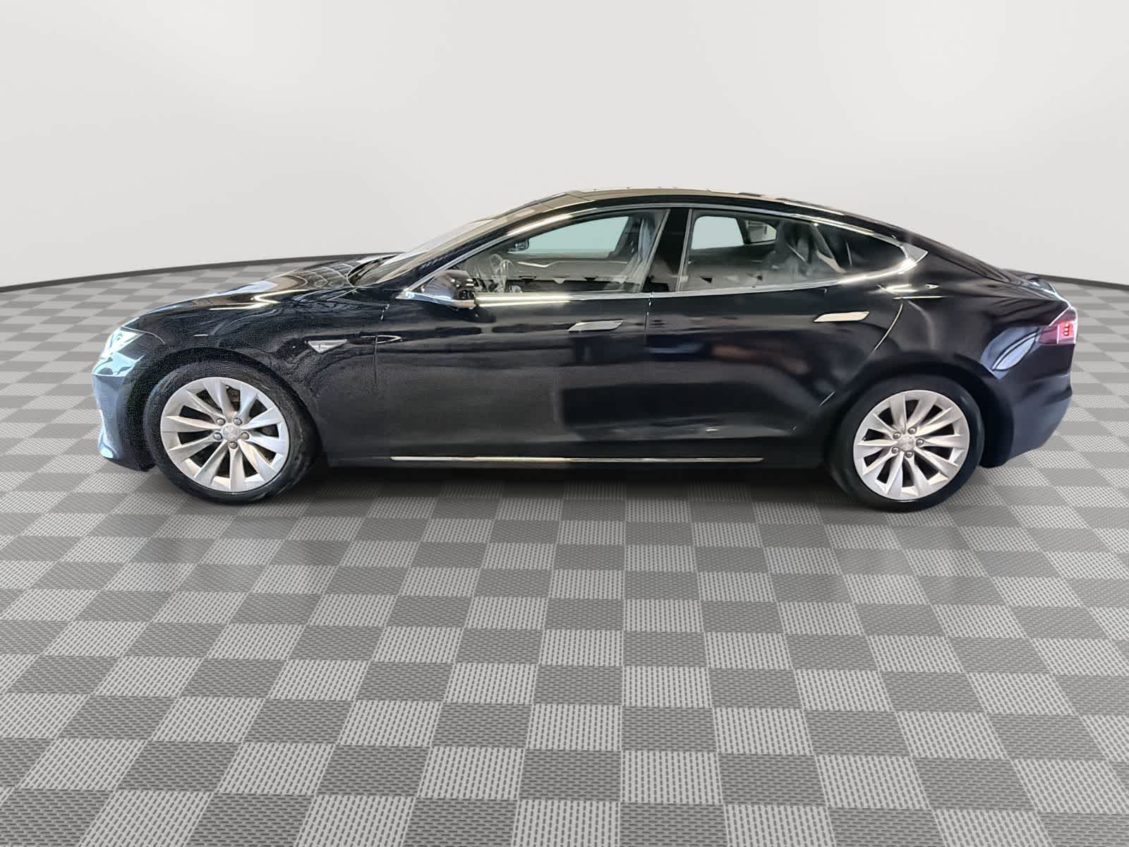 Thumbnail: 2016 Tesla Model S - 5