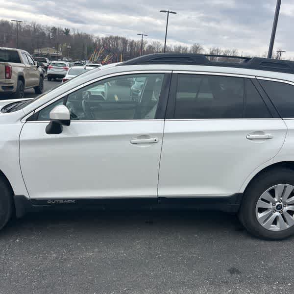 Thumbnail: 2018 Subaru Outback - 3
