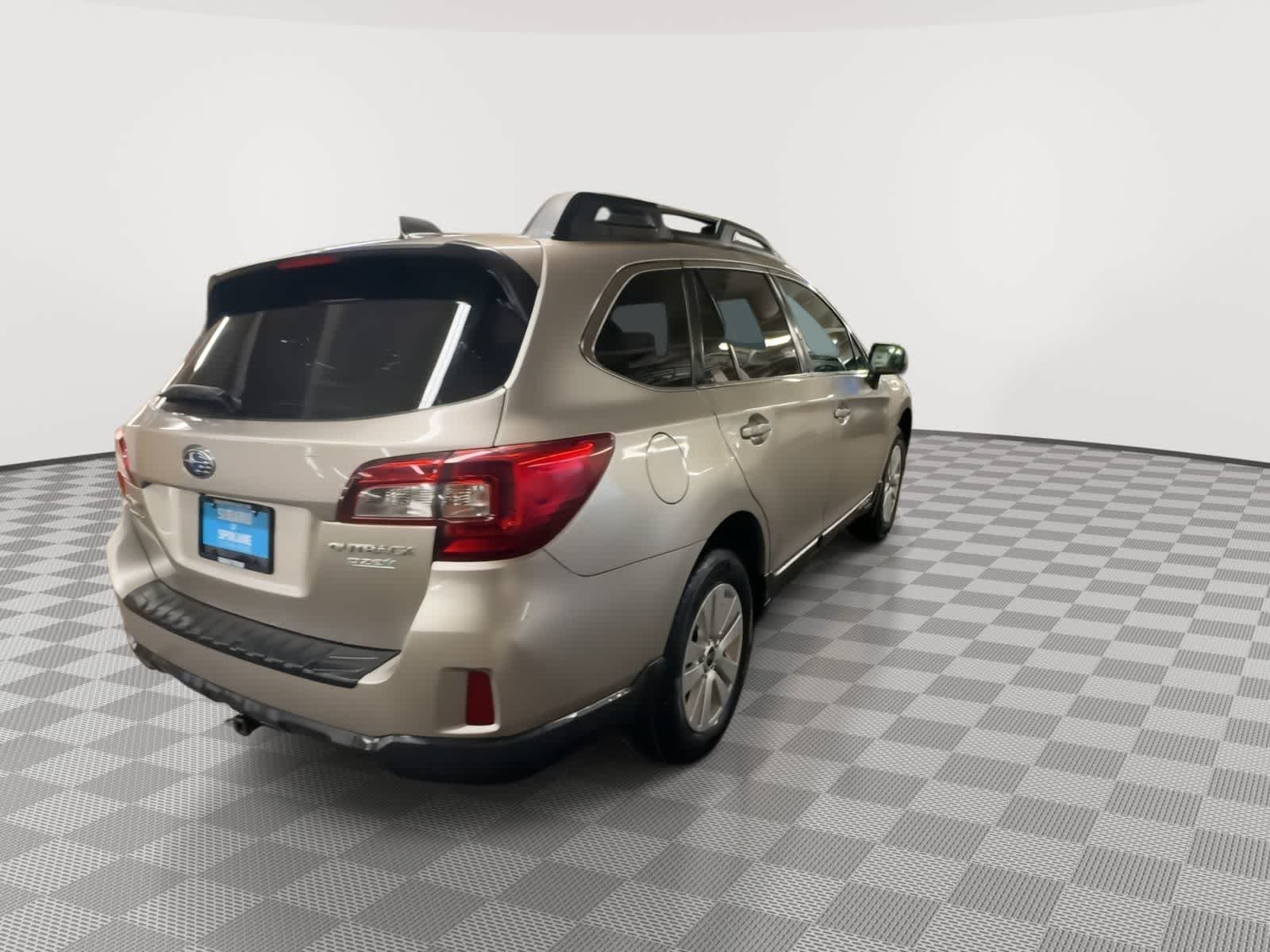 Thumbnail: 2017 Subaru Outback - 8