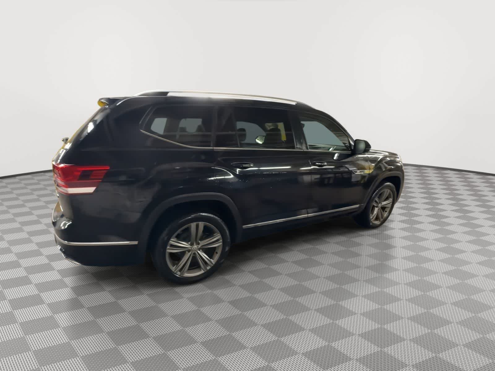 Thumbnail: 2018 Volkswagen Atlas - 9