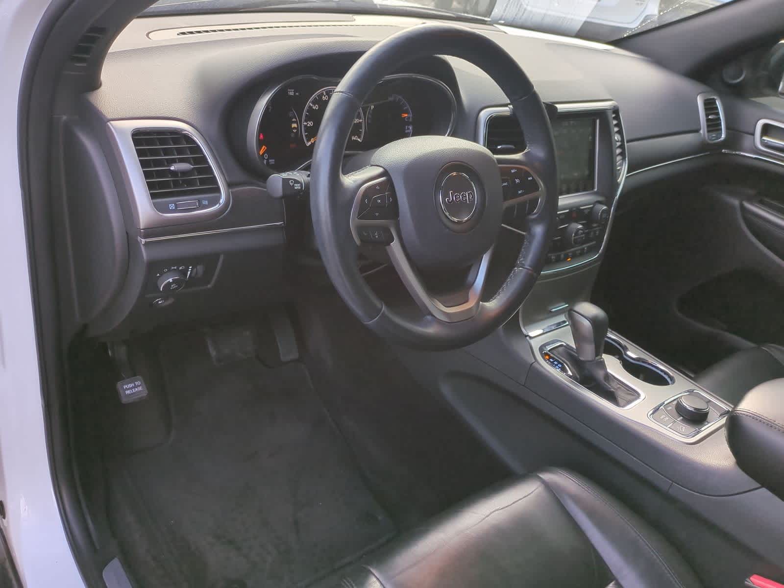 Thumbnail: 2018 Jeep Grand Cherokee - 10