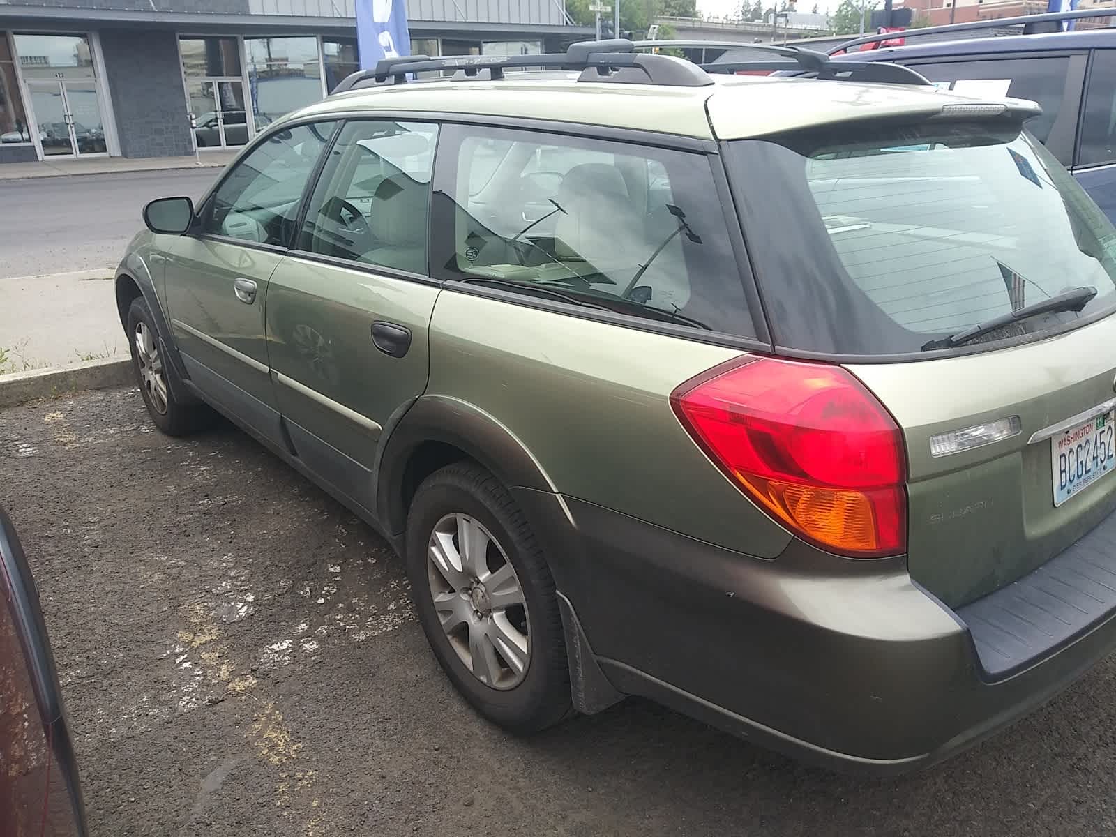 Thumbnail: 2005 Subaru Legacy - 3