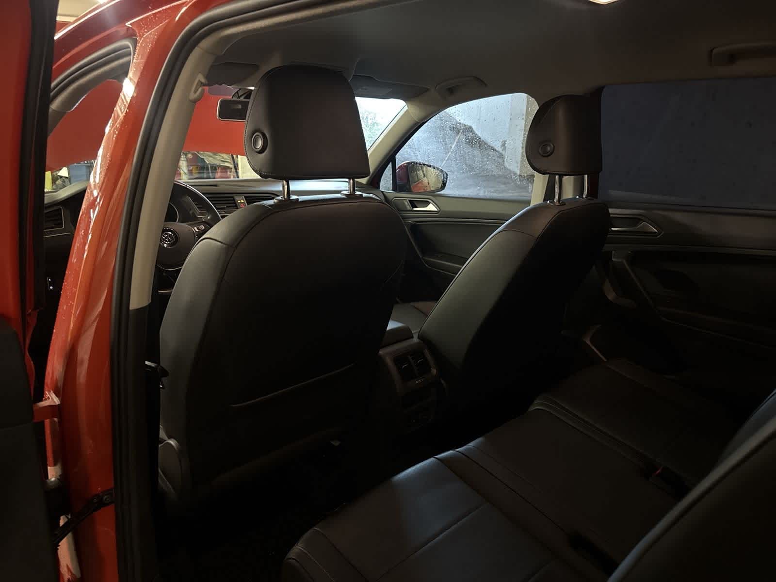 Thumbnail: 2019 Volkswagen Tiguan - 18