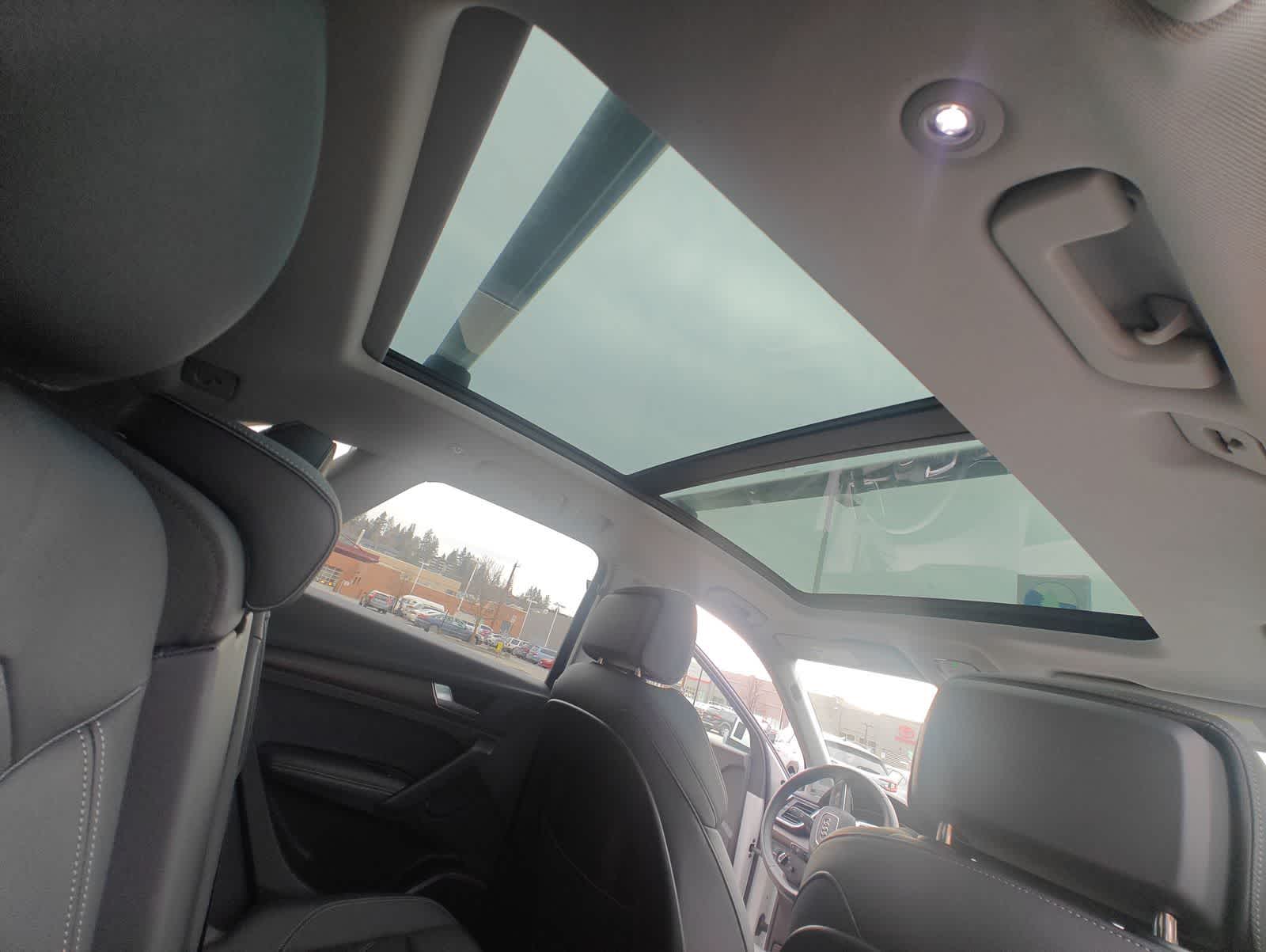 Thumbnail: 2024 Audi Q5 - 22