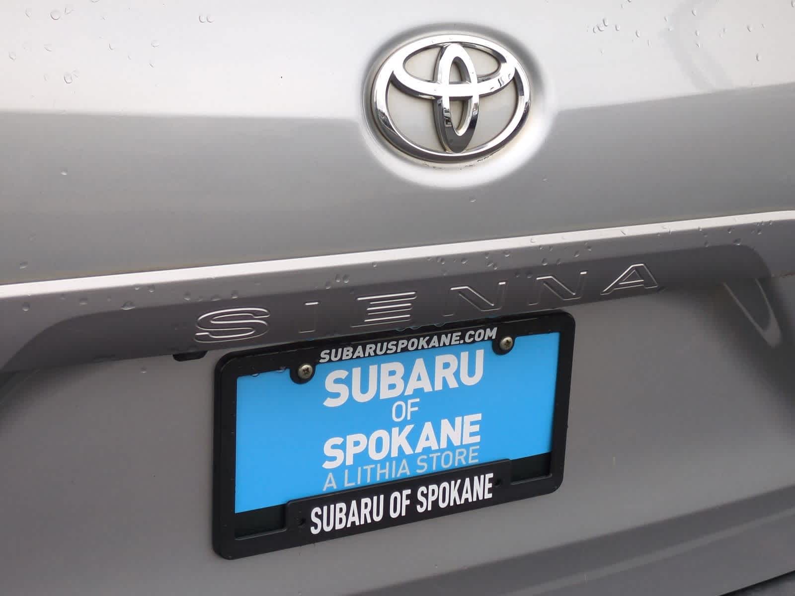 Thumbnail: 2018 Toyota Sienna - 13