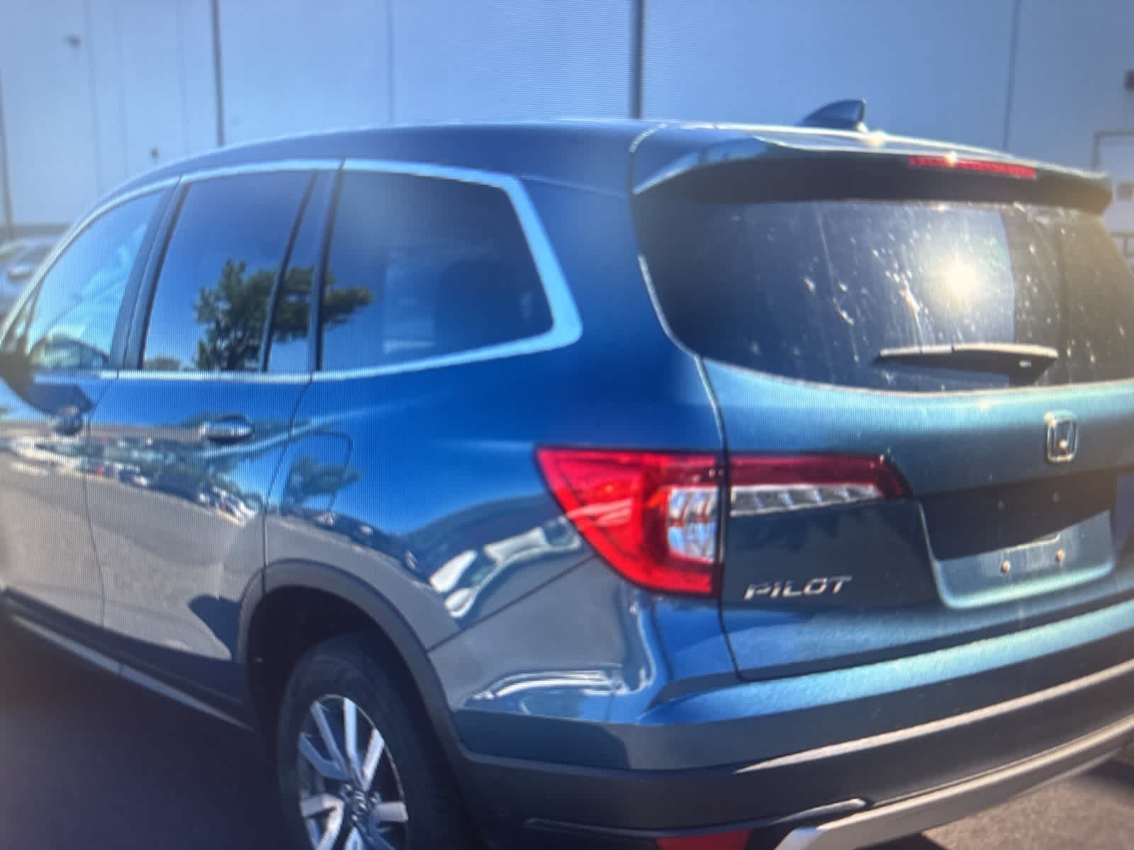 Thumbnail: 2019 Honda Pilot - 3