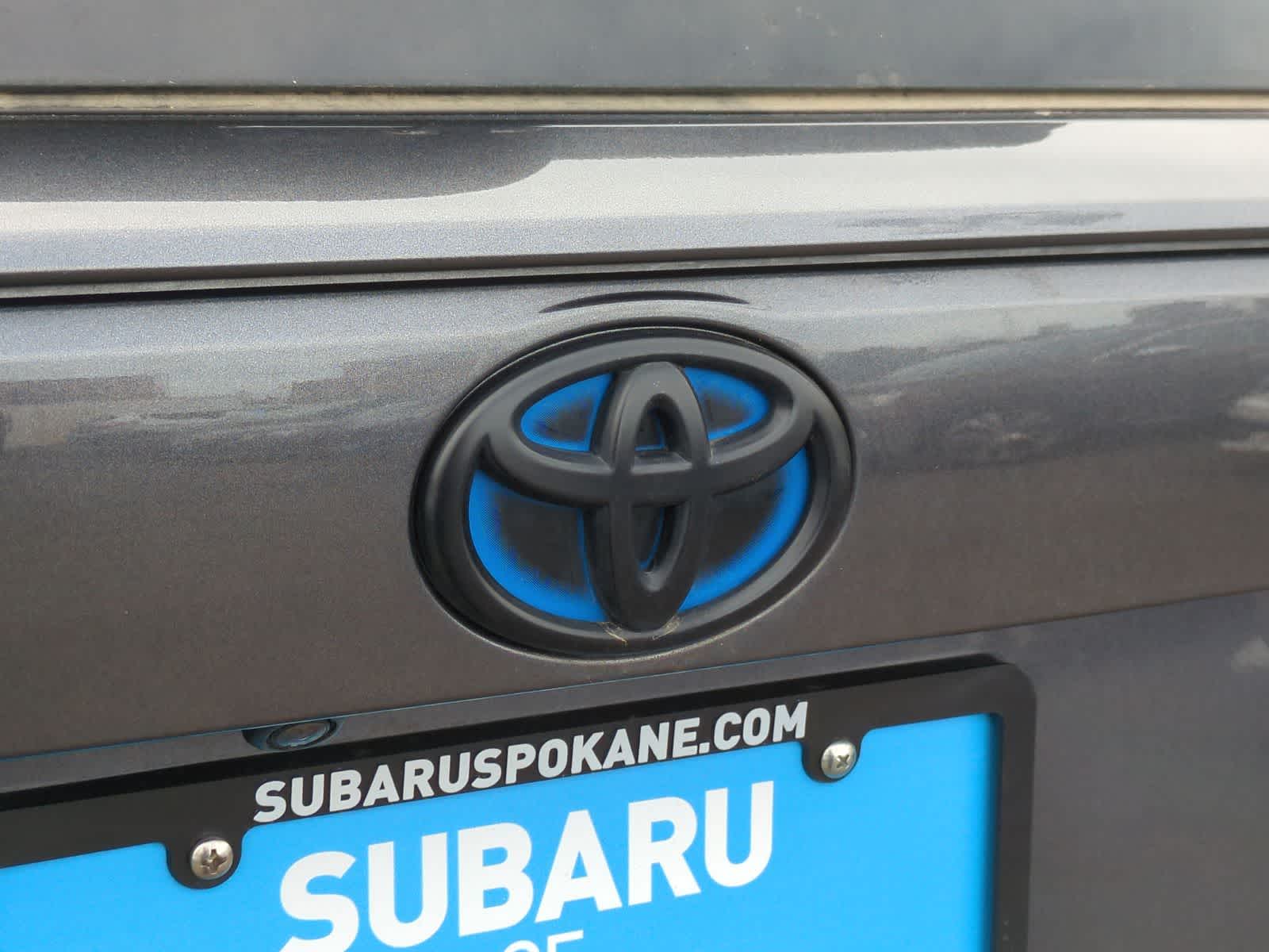 Thumbnail: 2022 Toyota RAV4 - 12