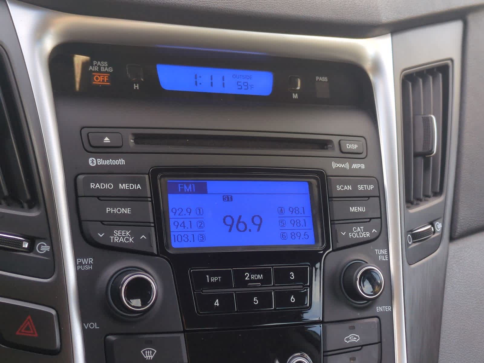 Thumbnail: 2013 Hyundai Sonata - 29