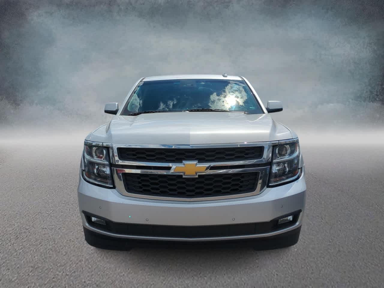 2019 Chevrolet Tahoe LT photo 3