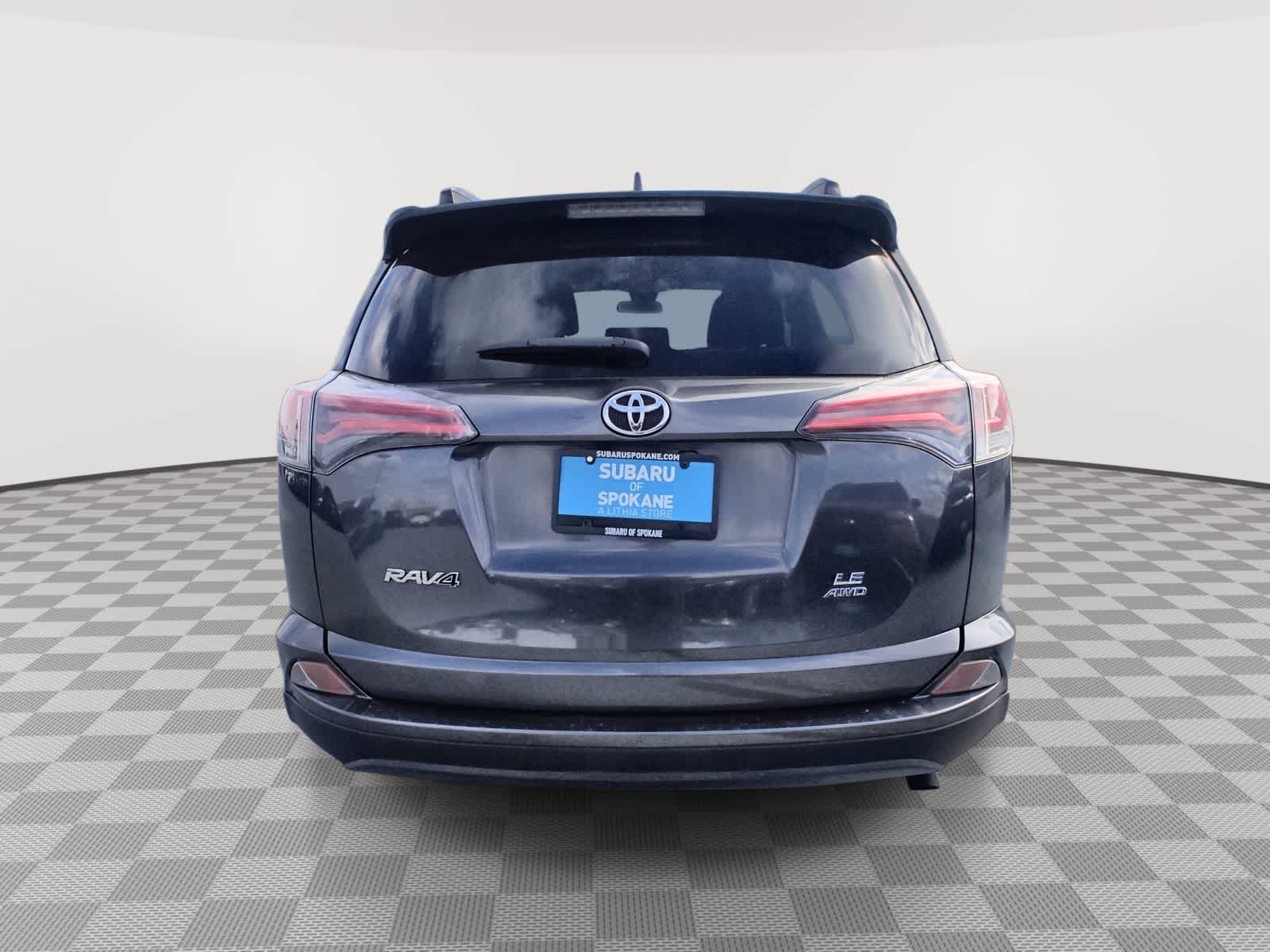 Thumbnail: 2017 Toyota RAV4 - 7