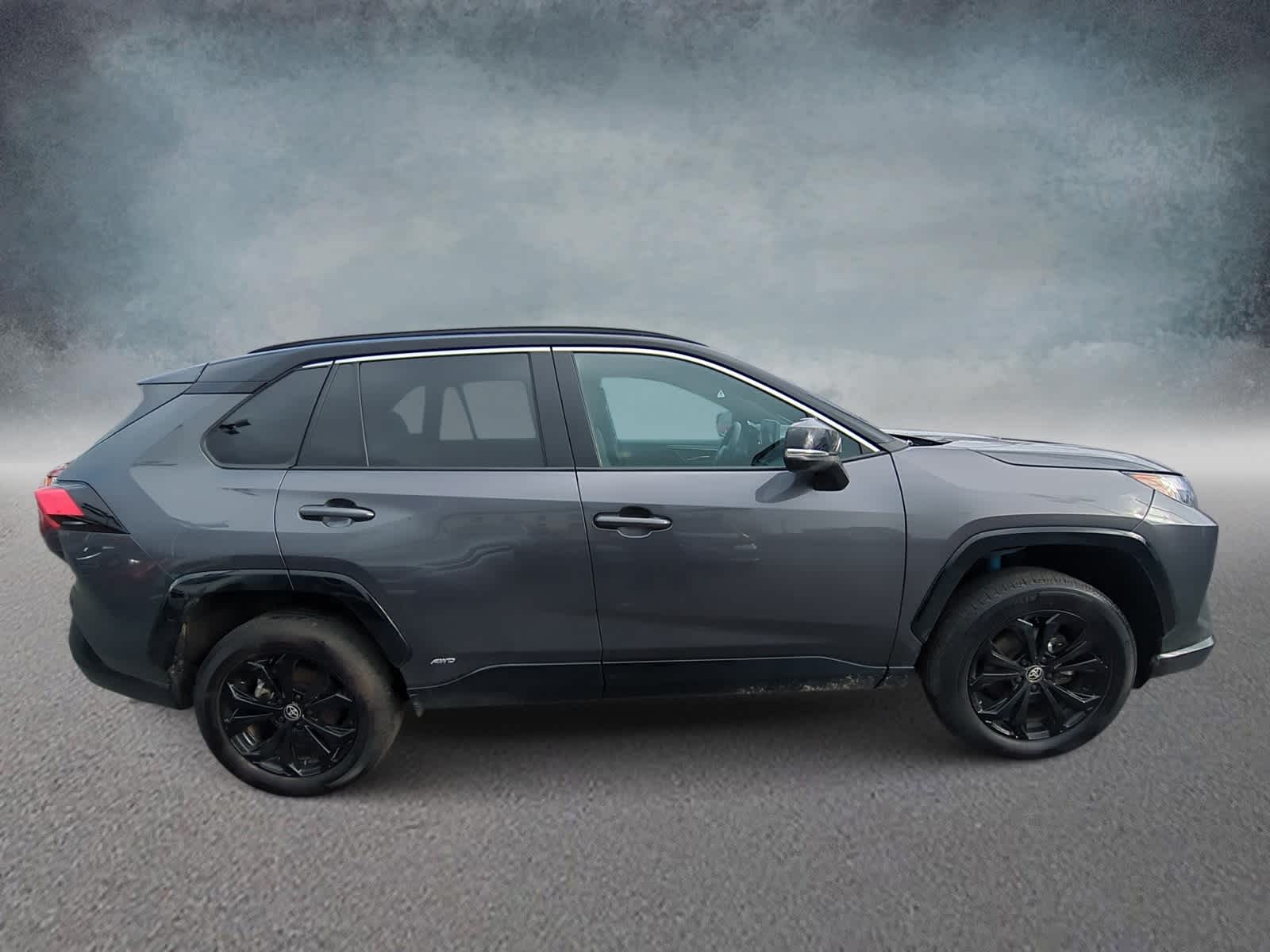 Thumbnail: 2024 Toyota RAV4 - 9