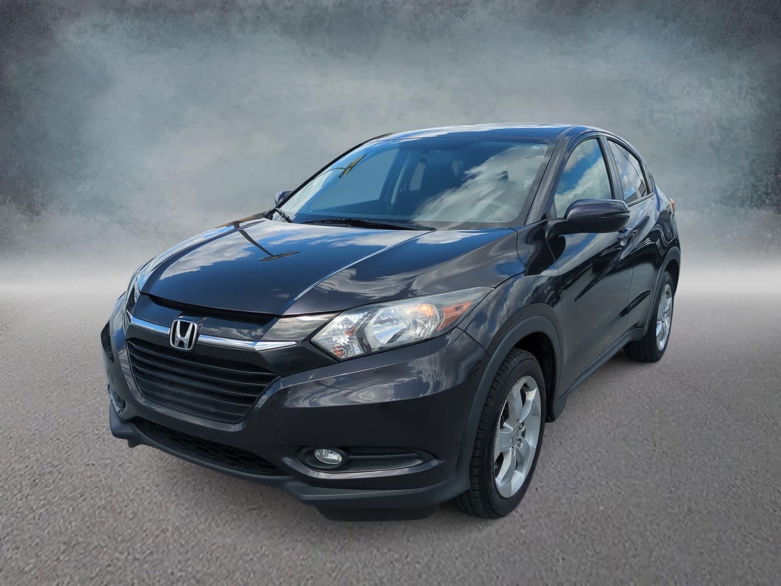 Thumbnail: 2016 Honda HR-V - 4