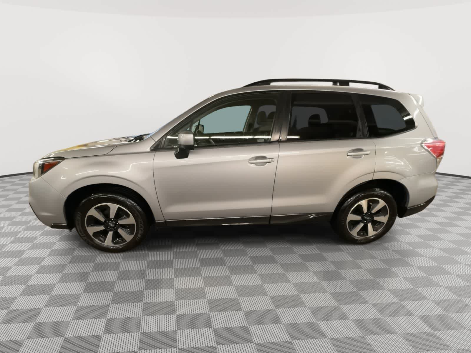 Thumbnail: 2017 Subaru Forester - 5