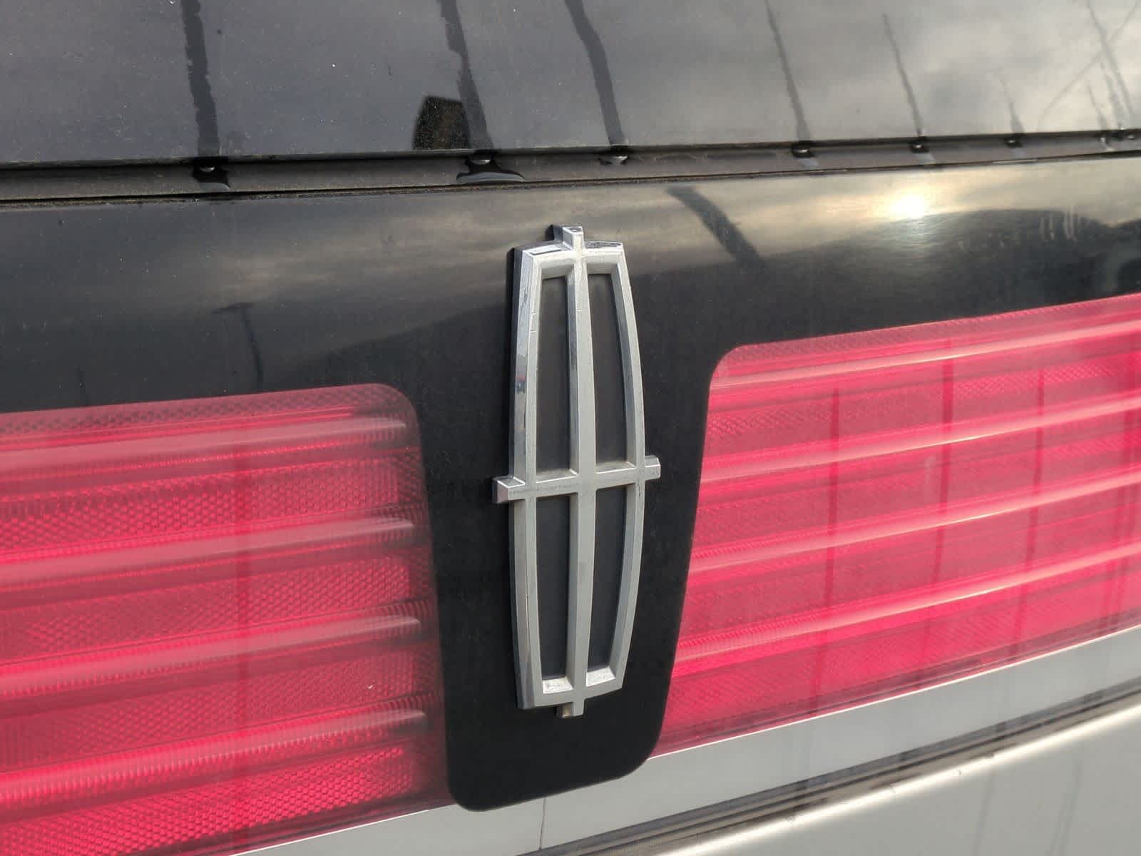 Thumbnail: 2010 Lincoln MKX - 12