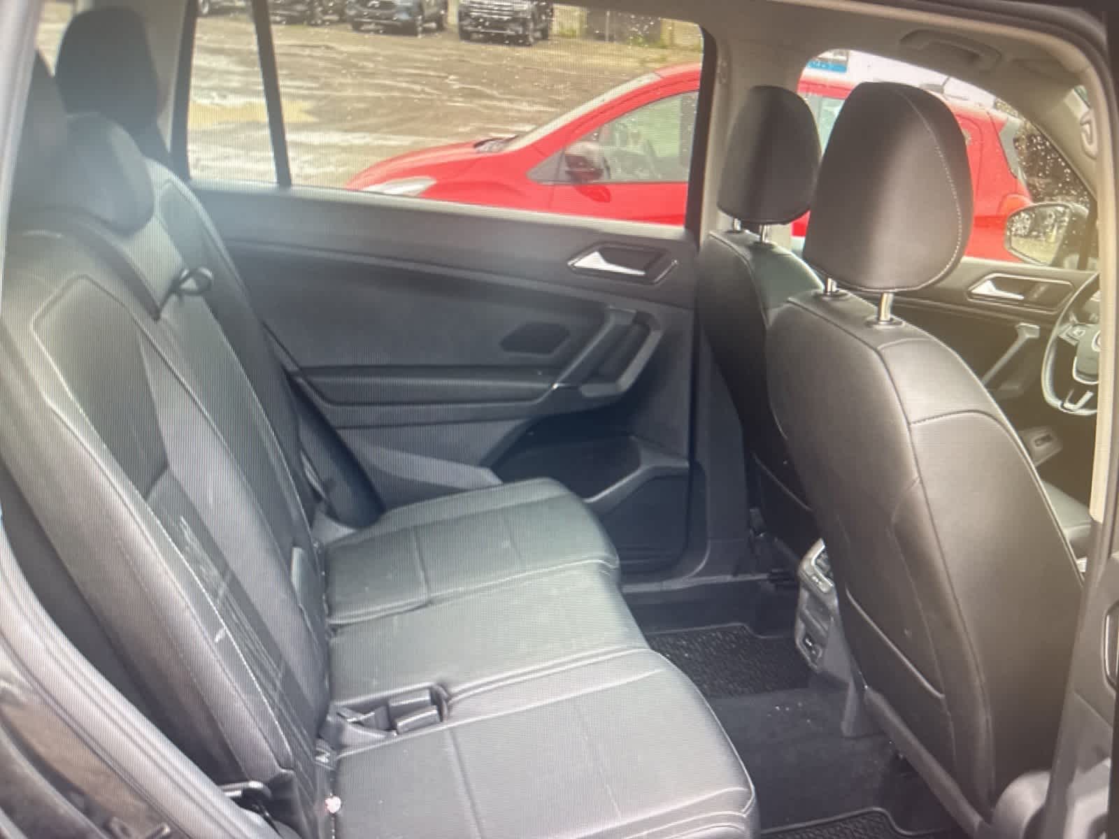2018 Volkswagen Tiguan SEL 14