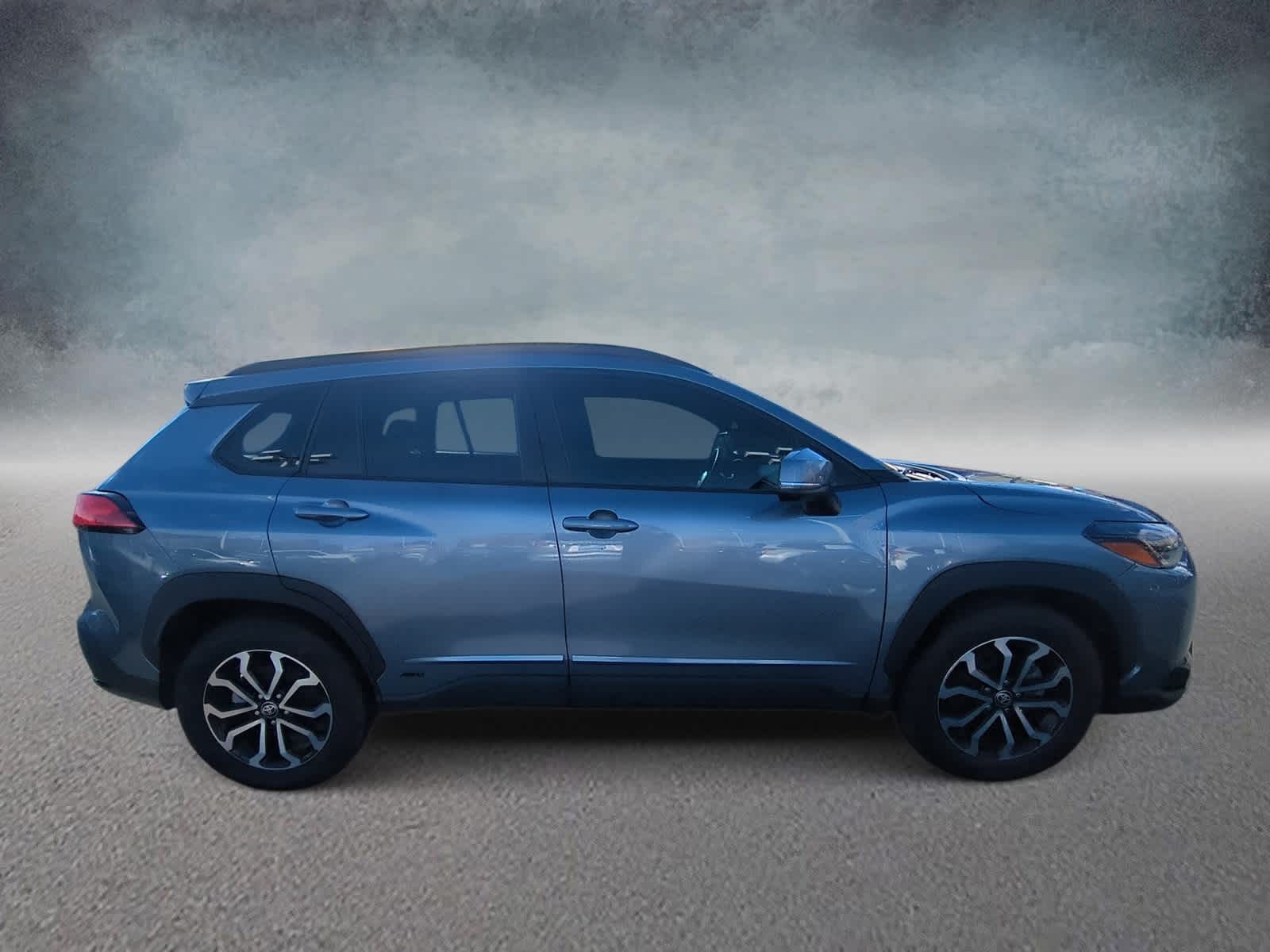 Thumbnail: 2023 Toyota Corolla Cross - 9