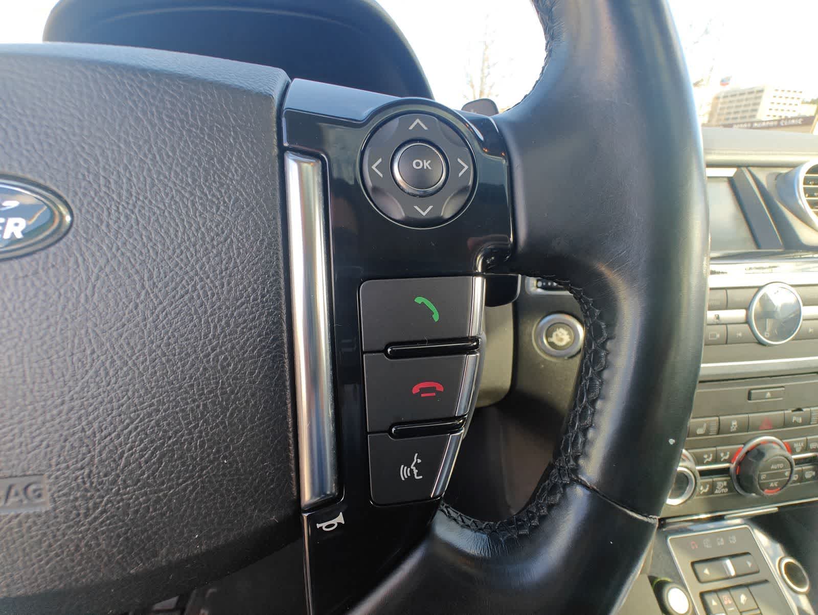 Thumbnail: 2015 Land Rover LR4 - 27