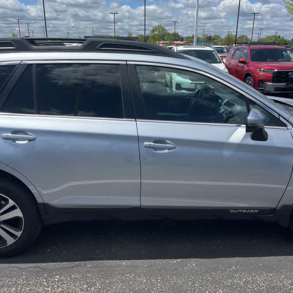 Thumbnail: 2018 Subaru Outback - 13
