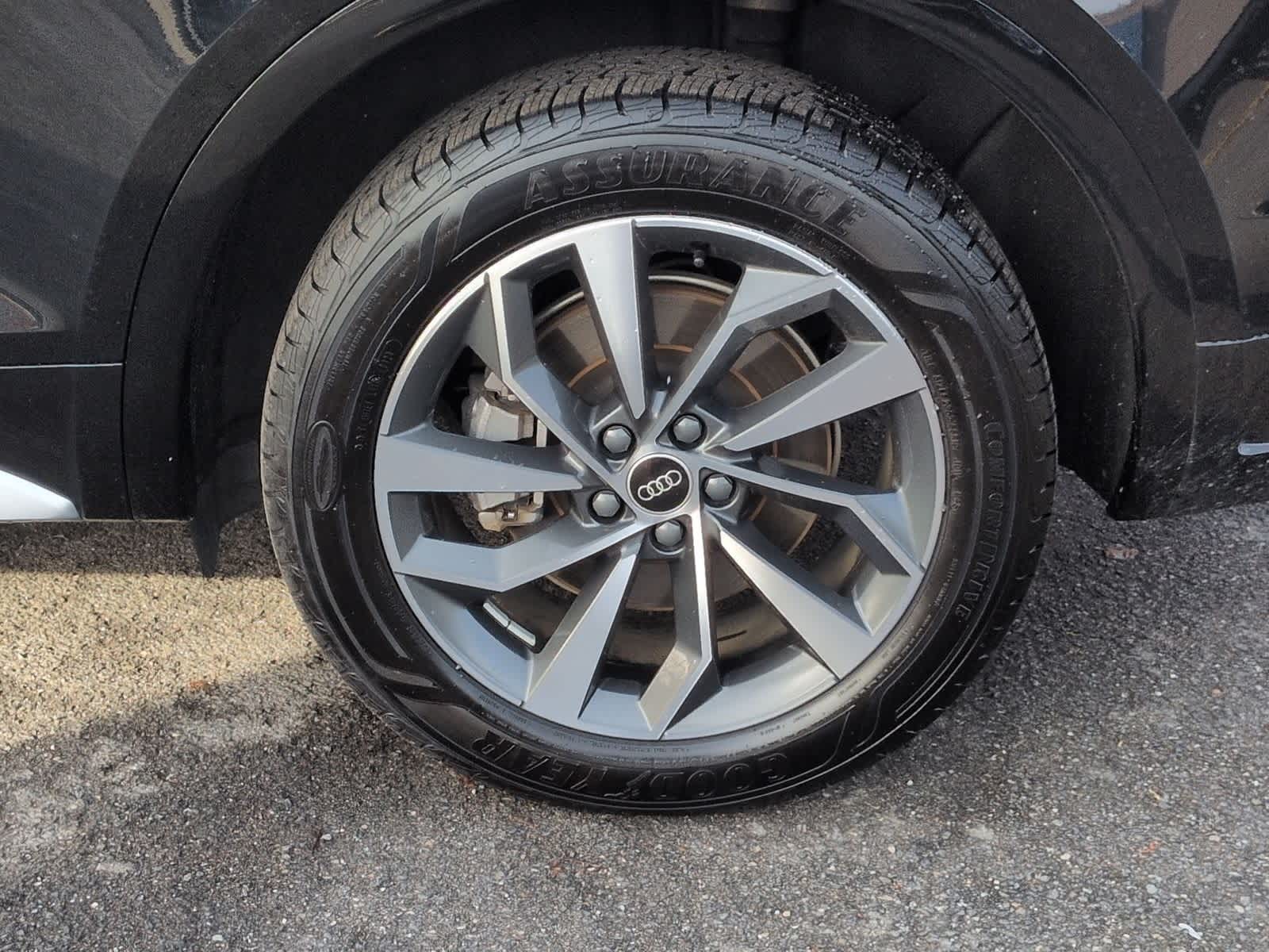 Thumbnail: 2023 Audi Q5 - 14