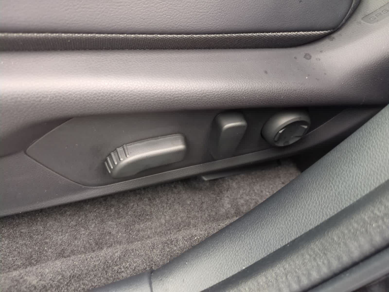 Thumbnail: 2026 Subaru Crosstrek - 18