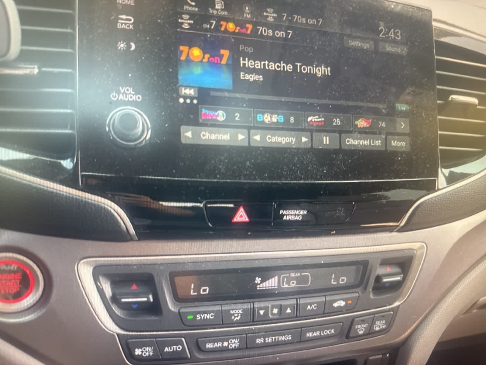Thumbnail: 2019 Honda Pilot - 17