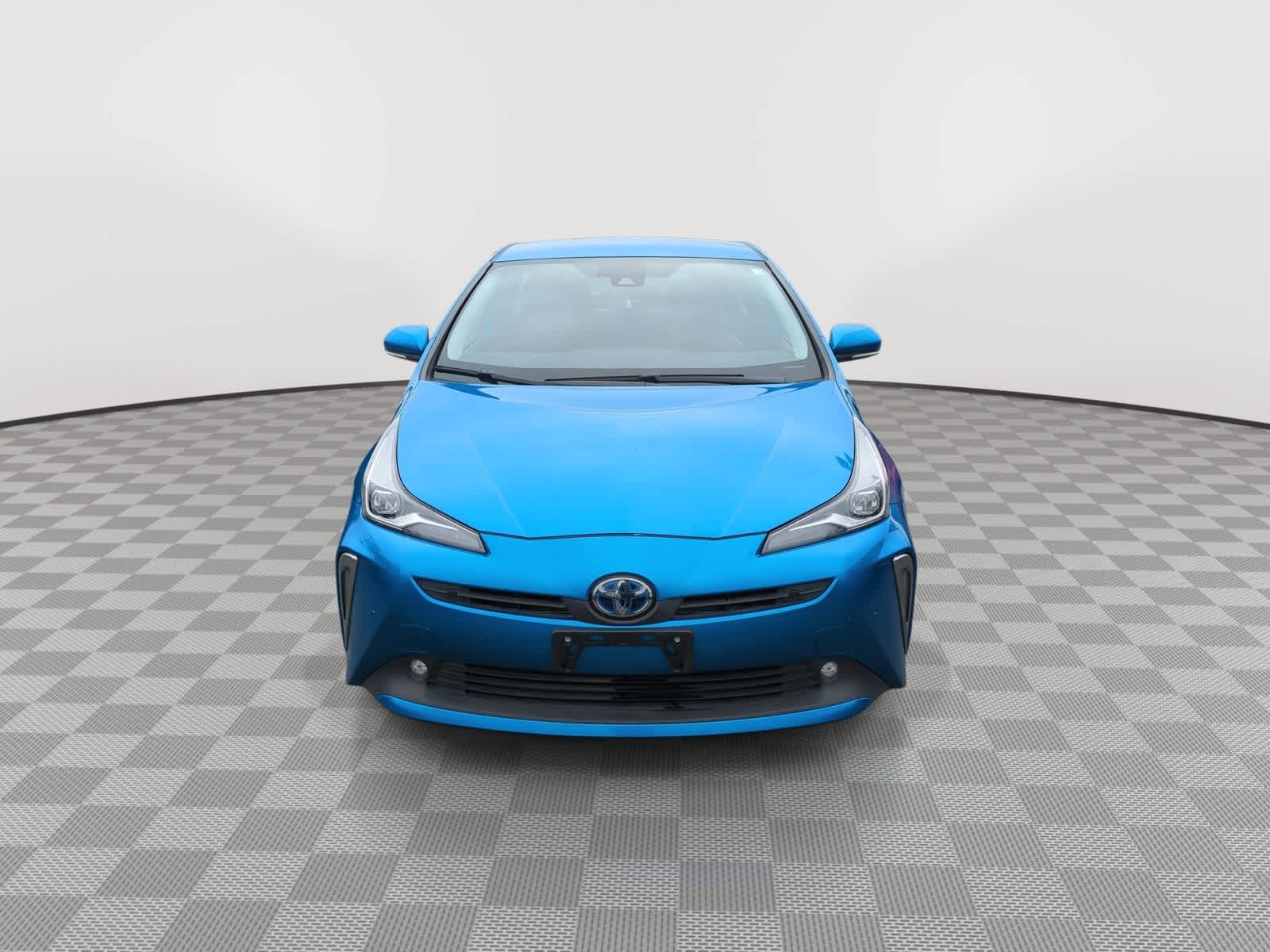 Thumbnail: 2019 Toyota Prius - 3