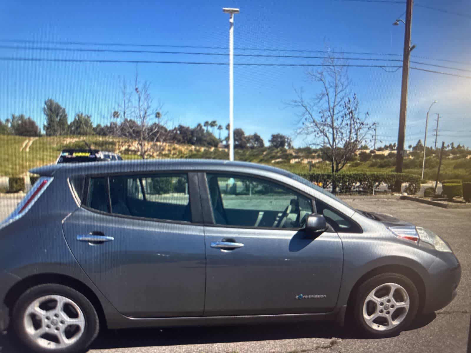 Thumbnail: 2015 Nissan Leaf - 6