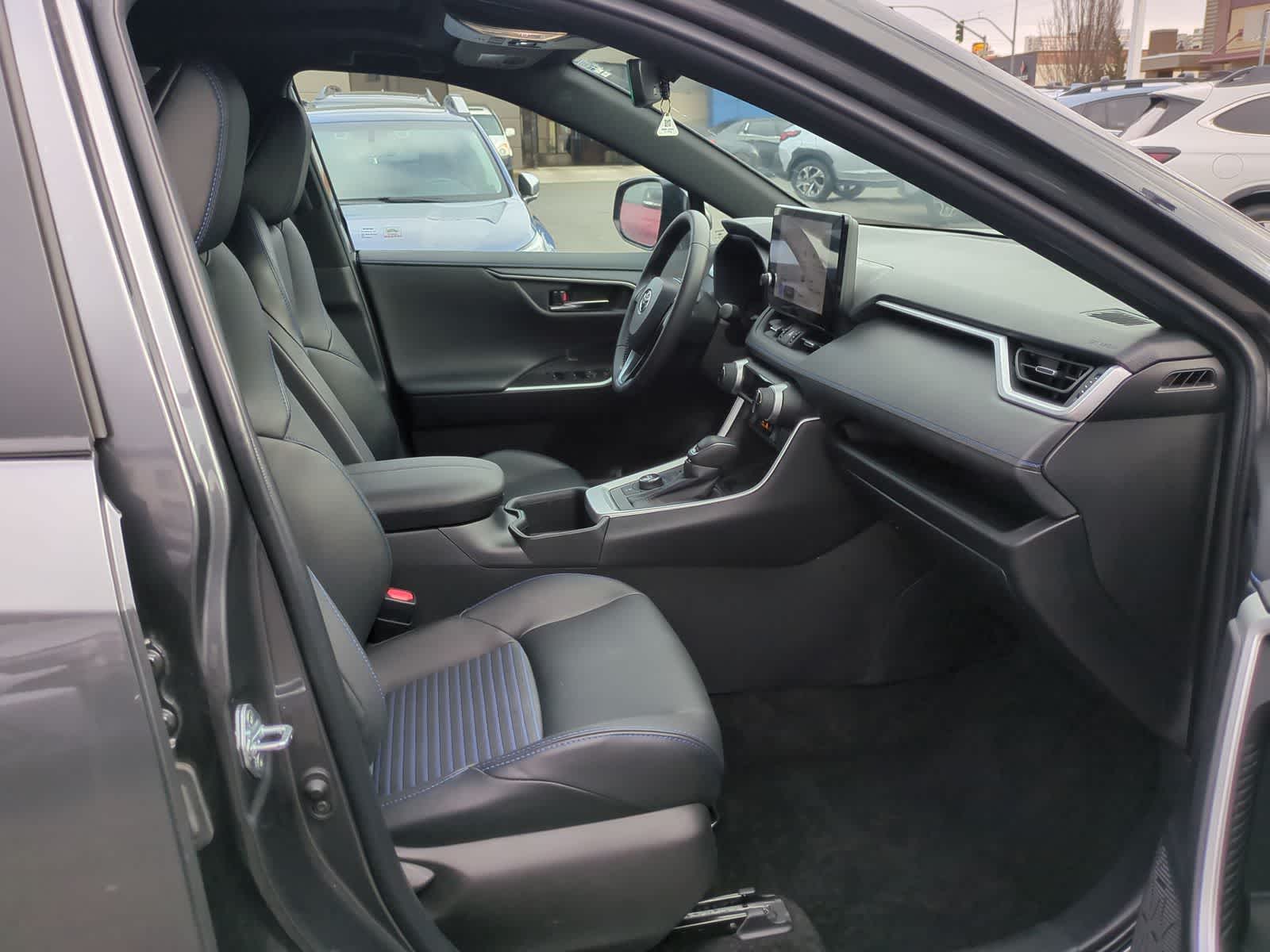 Thumbnail: 2024 Toyota RAV4 - 22