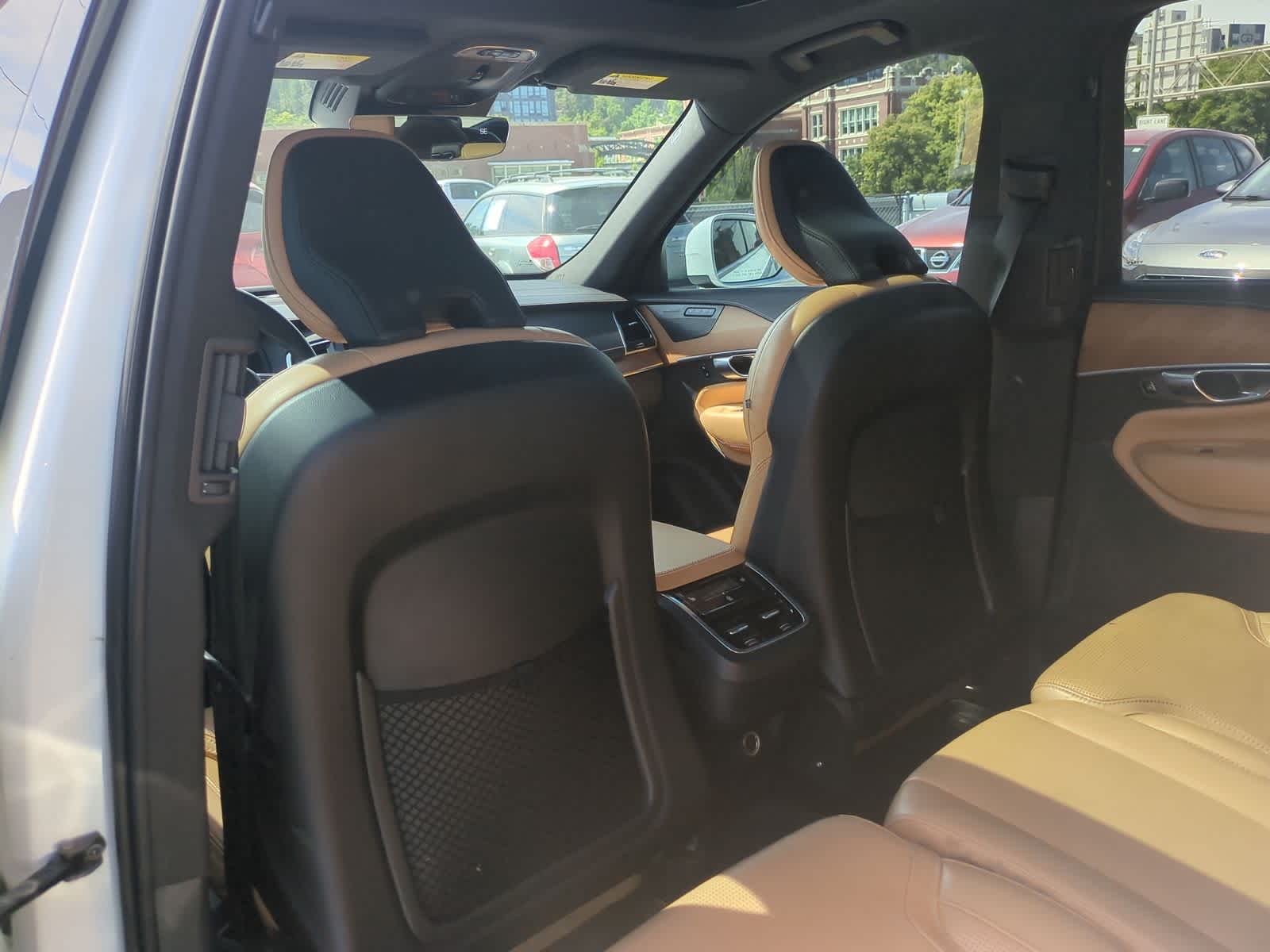 Thumbnail: 2019 Volvo XC90 - 19