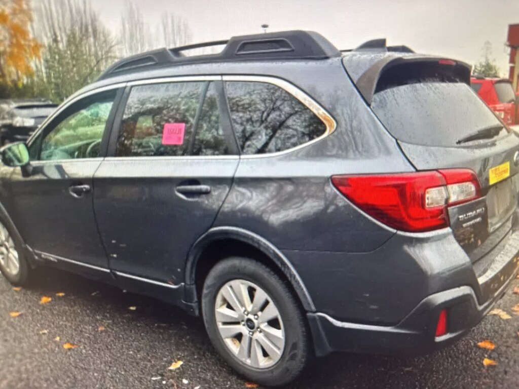 Used 2018 Subaru Outback Premium SUV
