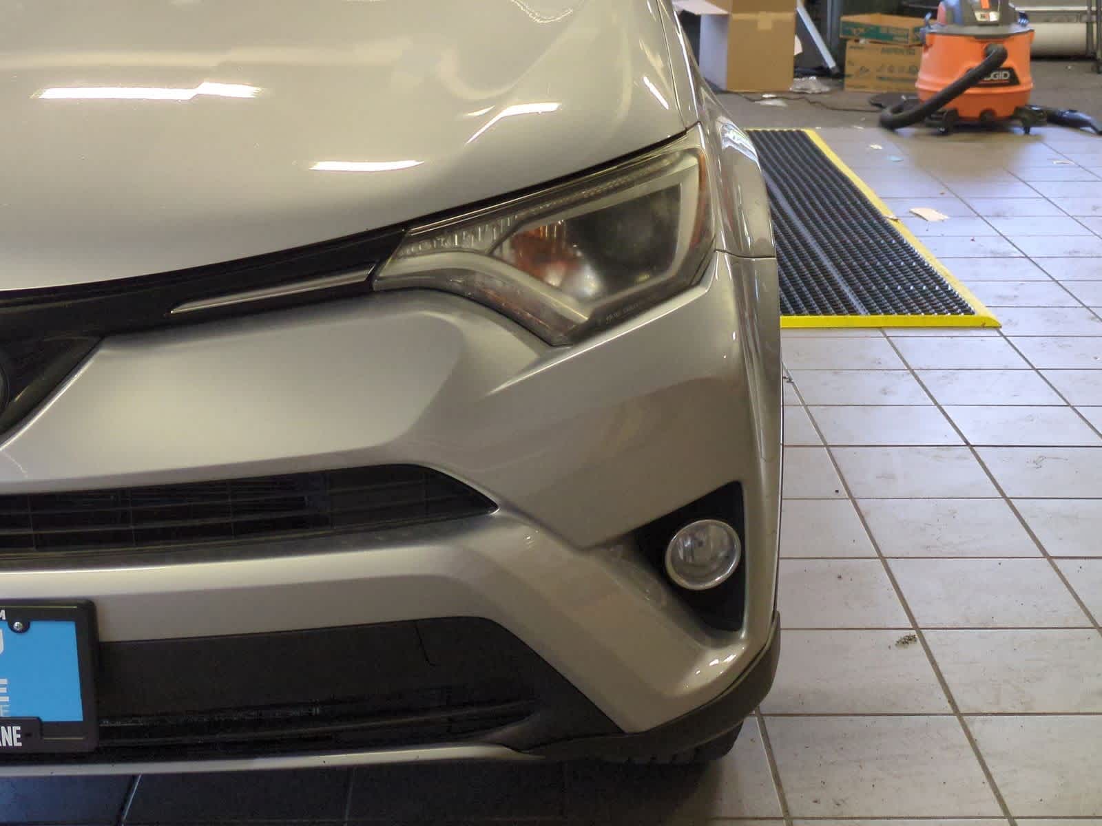 Thumbnail: 2017 Toyota RAV4 - 11